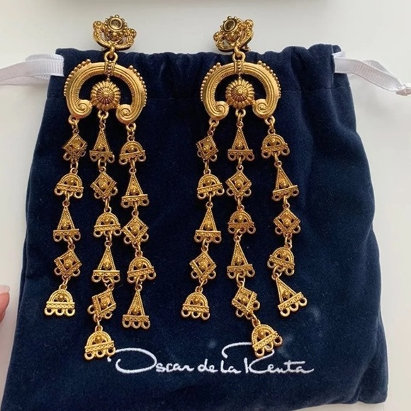 Oscar de la Renta Jewelry - Oscar de la Renta Ornate gold earrings
